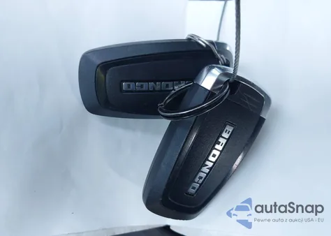 2024 Ford Bronco Outer Banks z USA, uszkodzony, nr VIN 1FMEE8BP3RLA70079